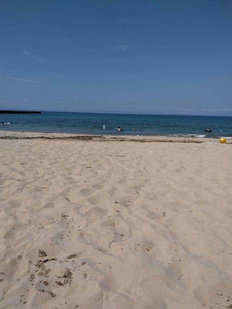 波風の立ってない海