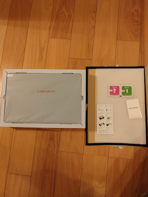 TECLAST T65 Maxには画面保護フィルムが付属しています。