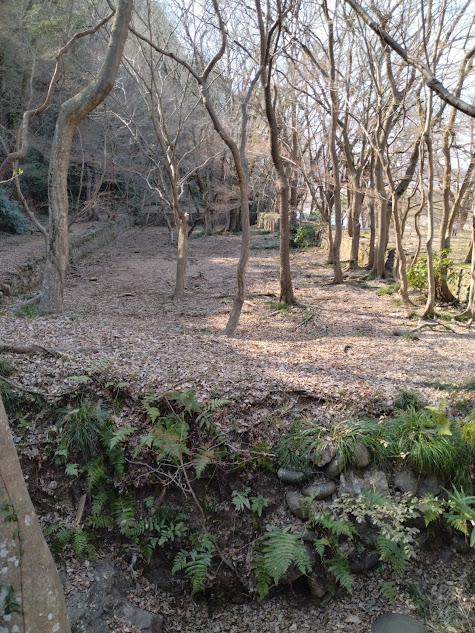 氷場の史跡