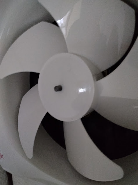 プロペラと本体の接続完了