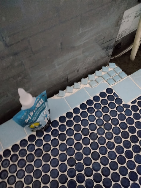 タイルを貼り付け