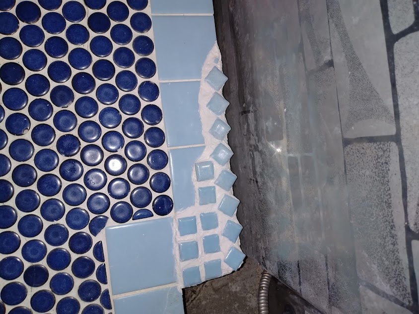 乾燥後目地を埋める