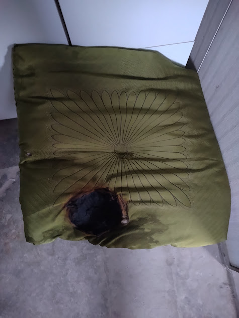 線香によるボヤ